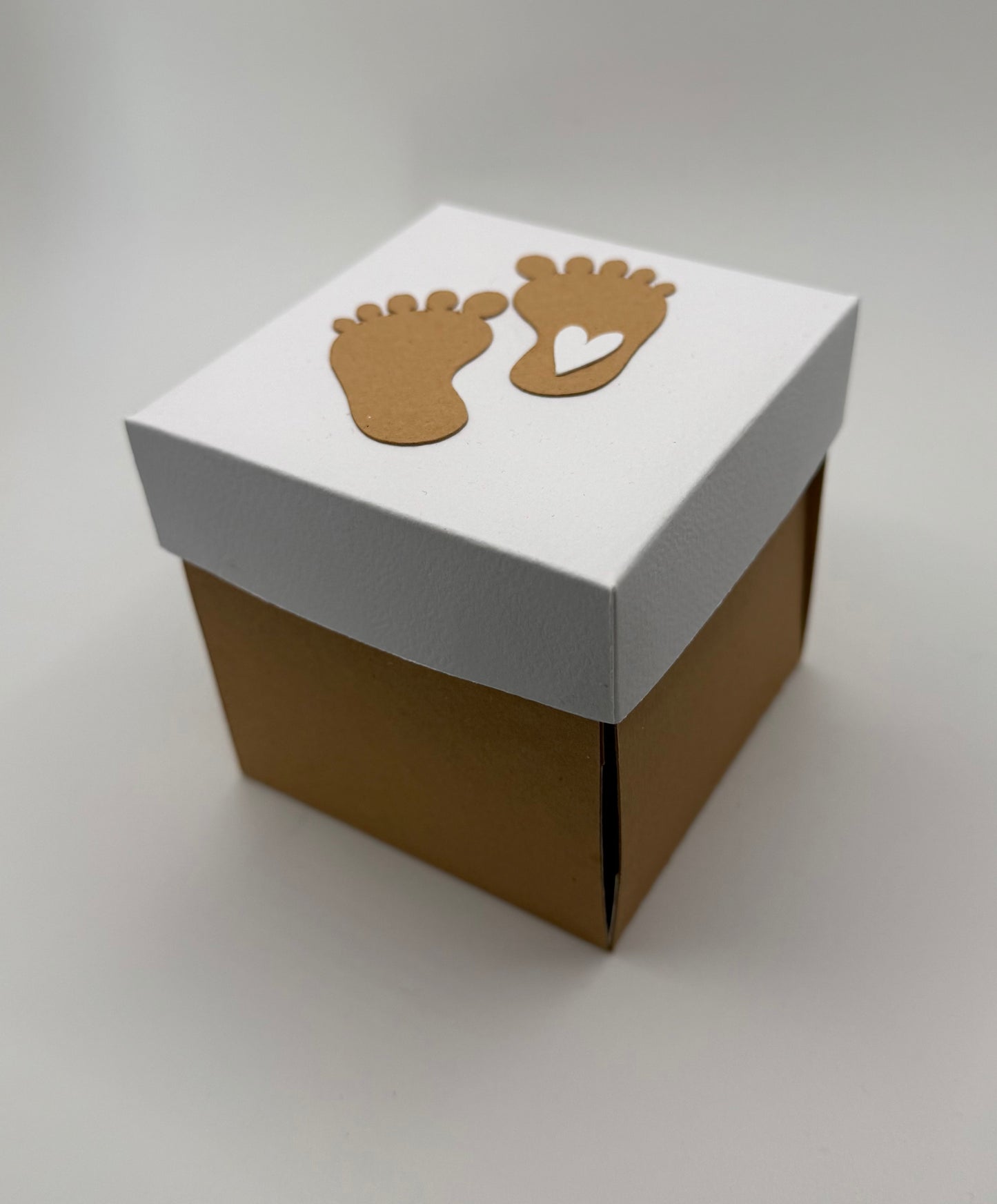 „Explosionsbox Babyzimmer – Geldgeschenk zur Geburt“