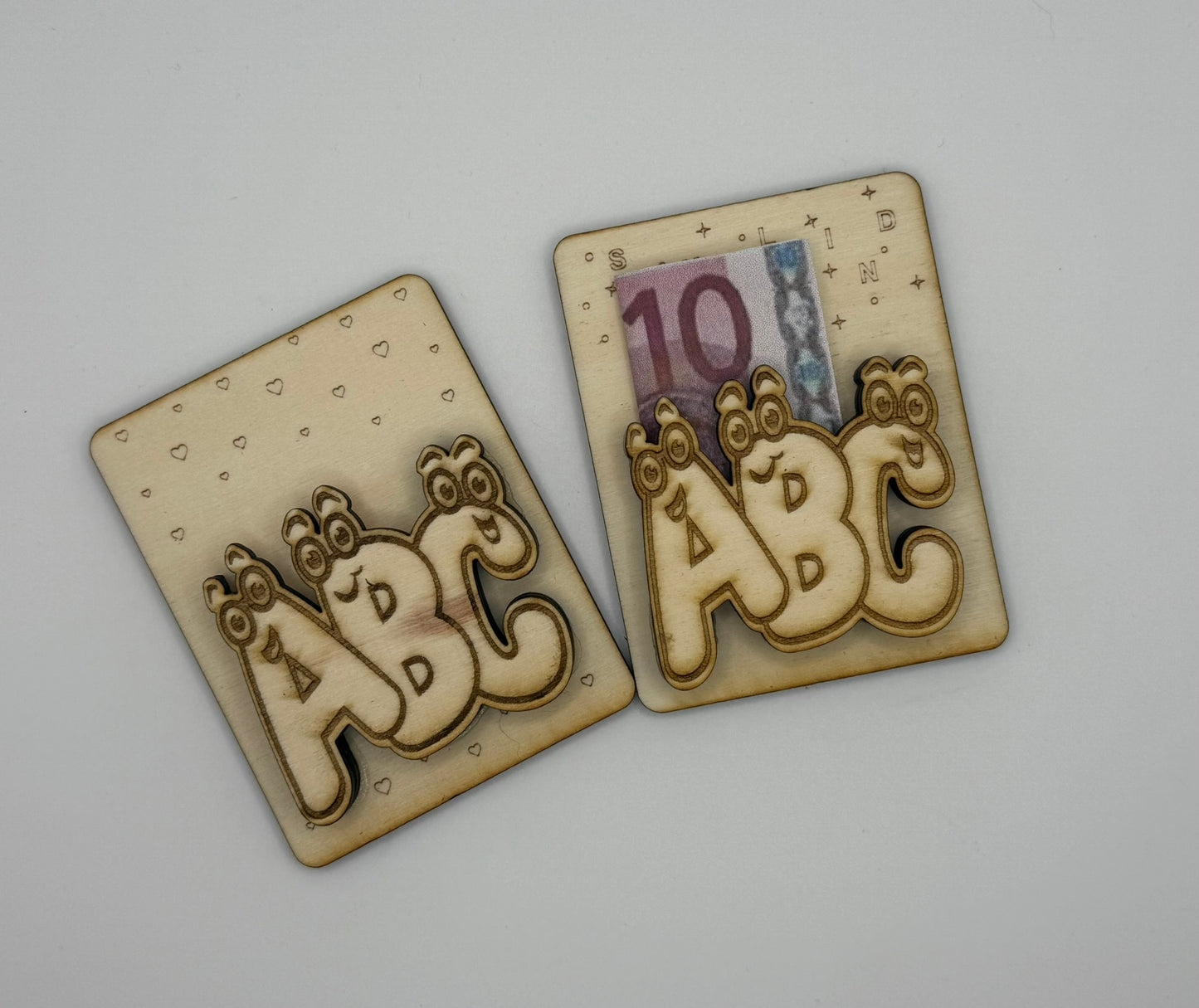 „ABC Geldgeschenk Holzkarte – Einschulung“