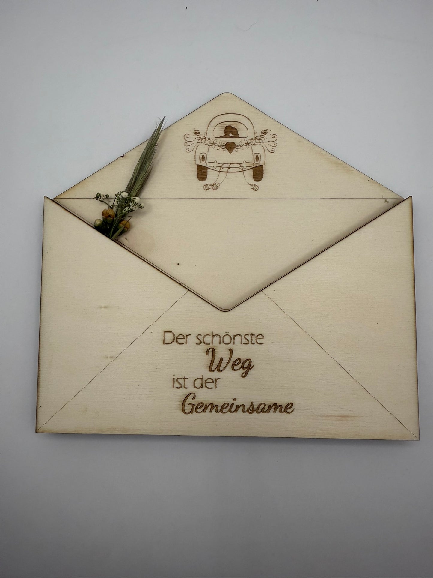 Holzumschlag „Der schönste Weg ist der gemeinsame“ 💍🚗💐