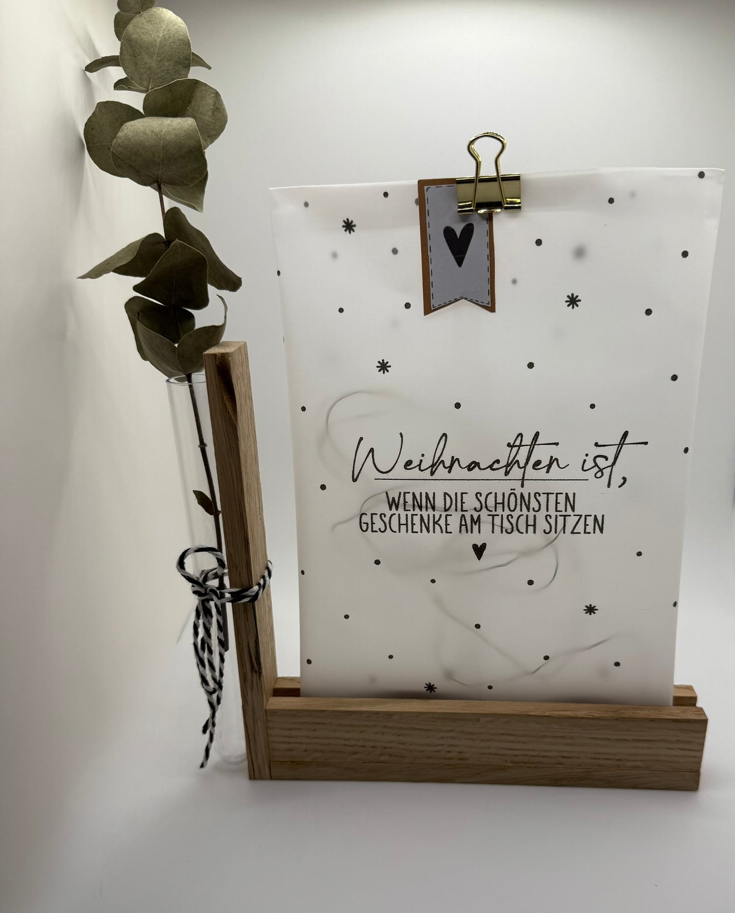 Lichtbotschaft „365 Tage Glück“ – Leuchtbild für 2026 mit Holzständer & Trockenblume