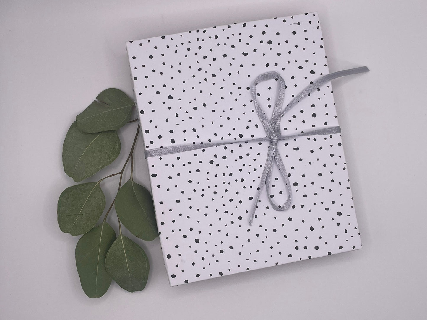Geschenkschachtel mit Reagenzglas für Geld oder Gutscheine