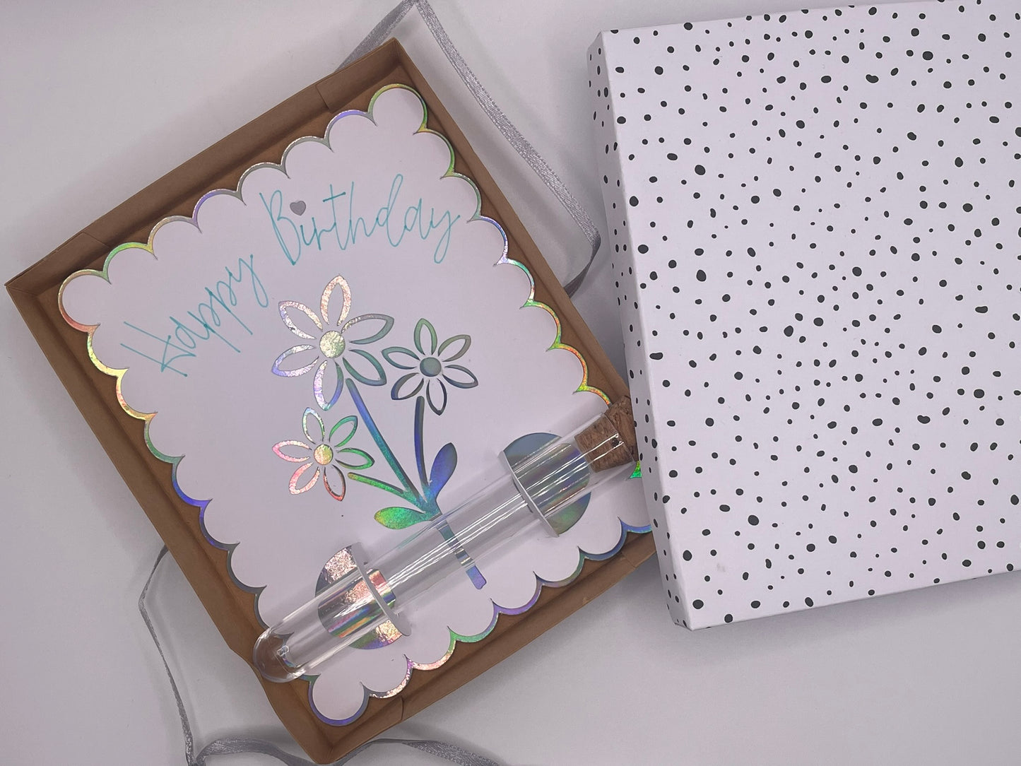 Geschenkschachtel mit Reagenzglas für Geld oder Gutscheine