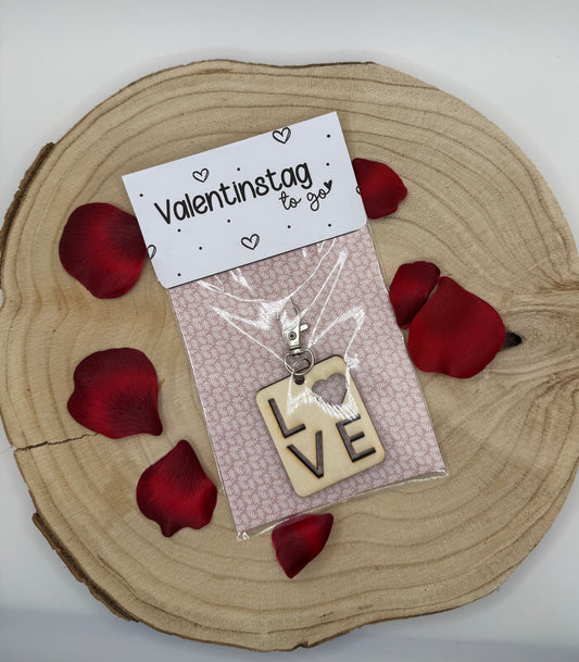 💘 Valentinstag to go – Schlüsselanhänger „LOVE“ ❤️