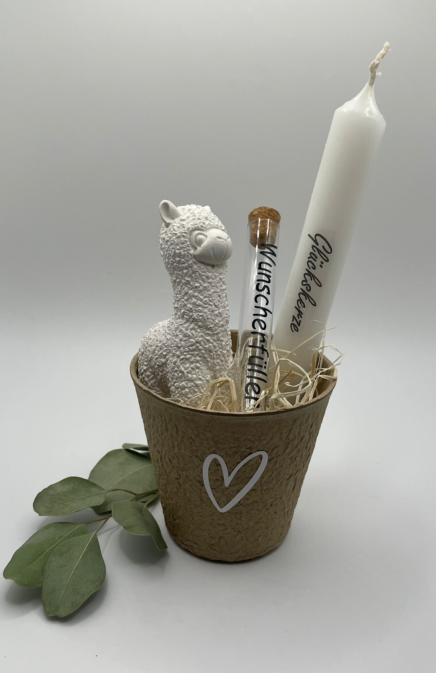 🎁 Geschenkbecher „Glücksalpaka“ – Charmante Aufmerksamkeit mit Herz