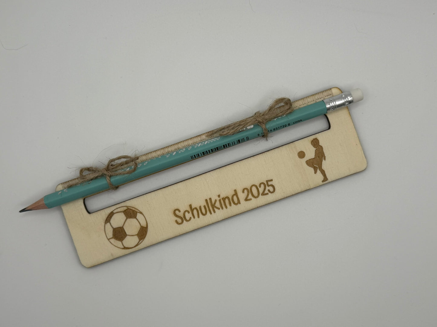 „Lineal-Geschenk zur Einschulung – Schulkind 2025 mit Bleistift“