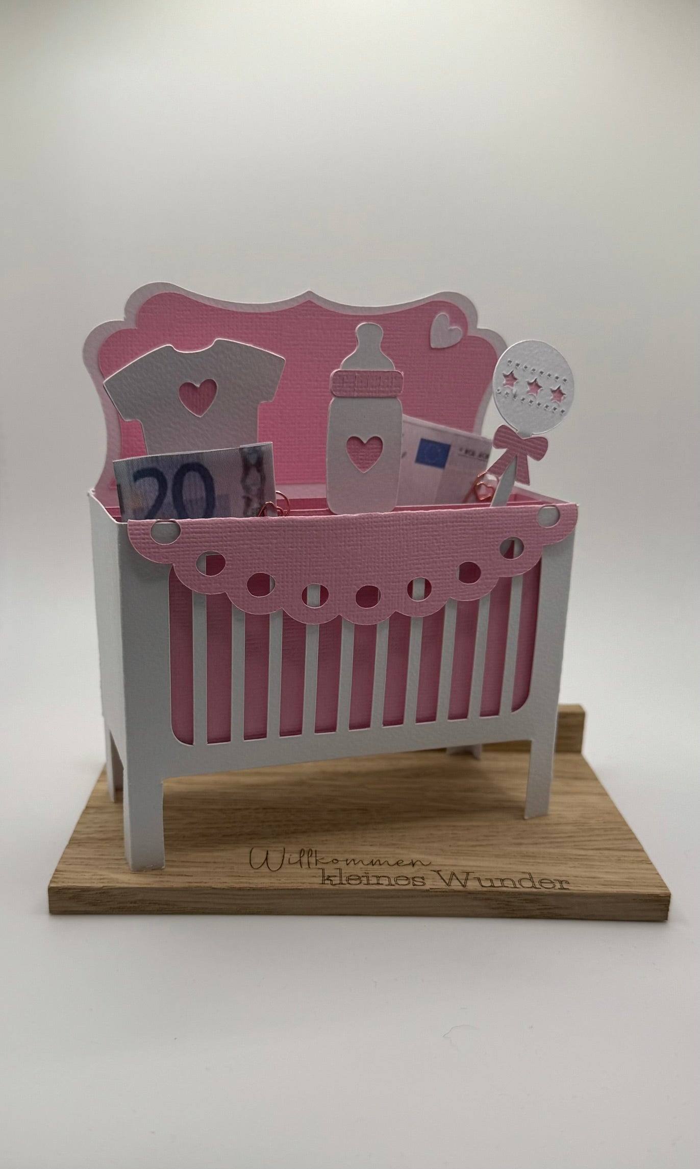 🍼 „Geldgeschenk Babybett – Willkommen kleines Wunder“