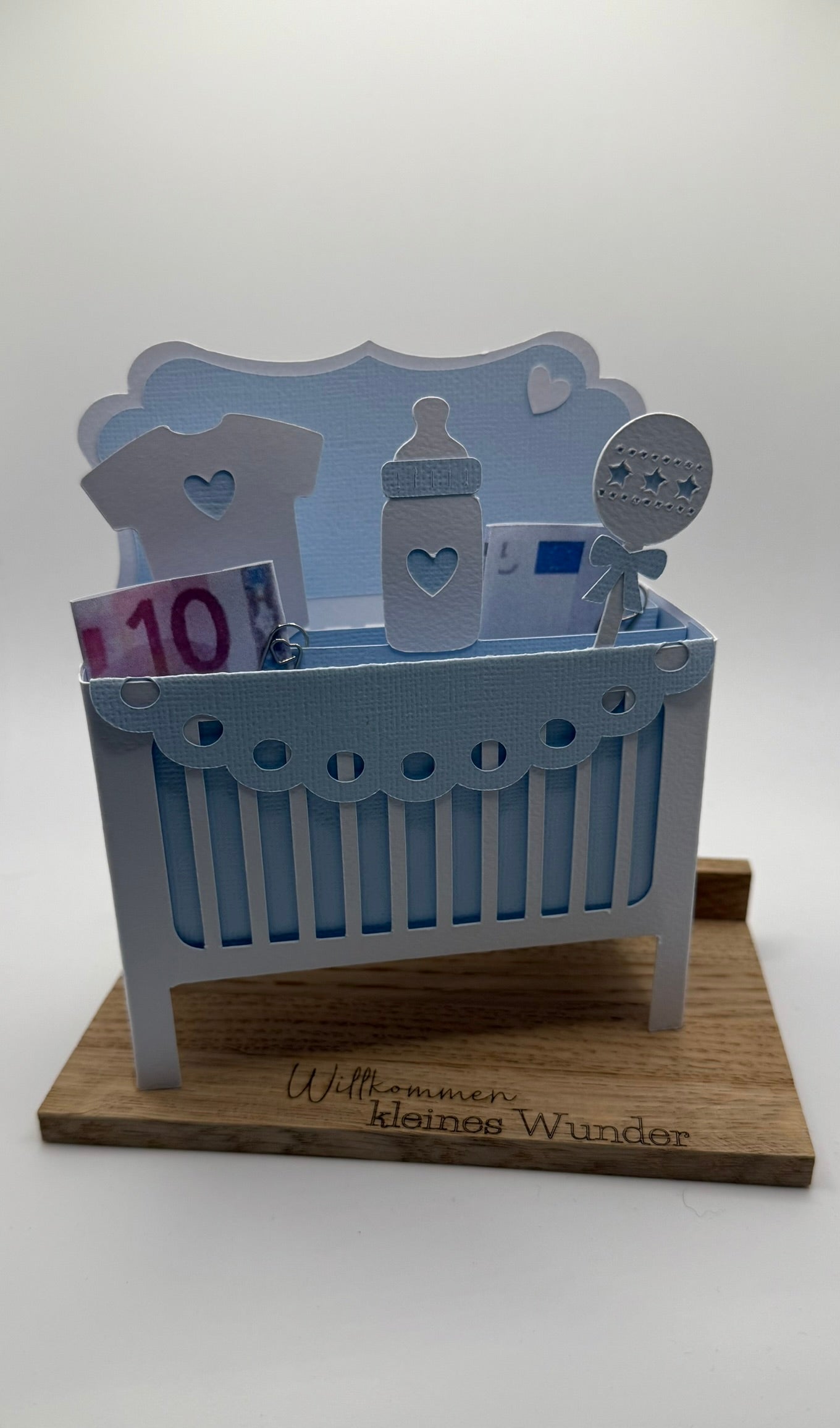 🍼 „Geldgeschenk Babybett – Willkommen kleines Wunder“