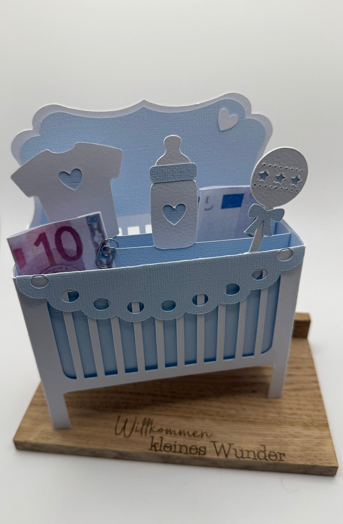 🍼 „Geldgeschenk Babybett – Willkommen kleines Wunder“