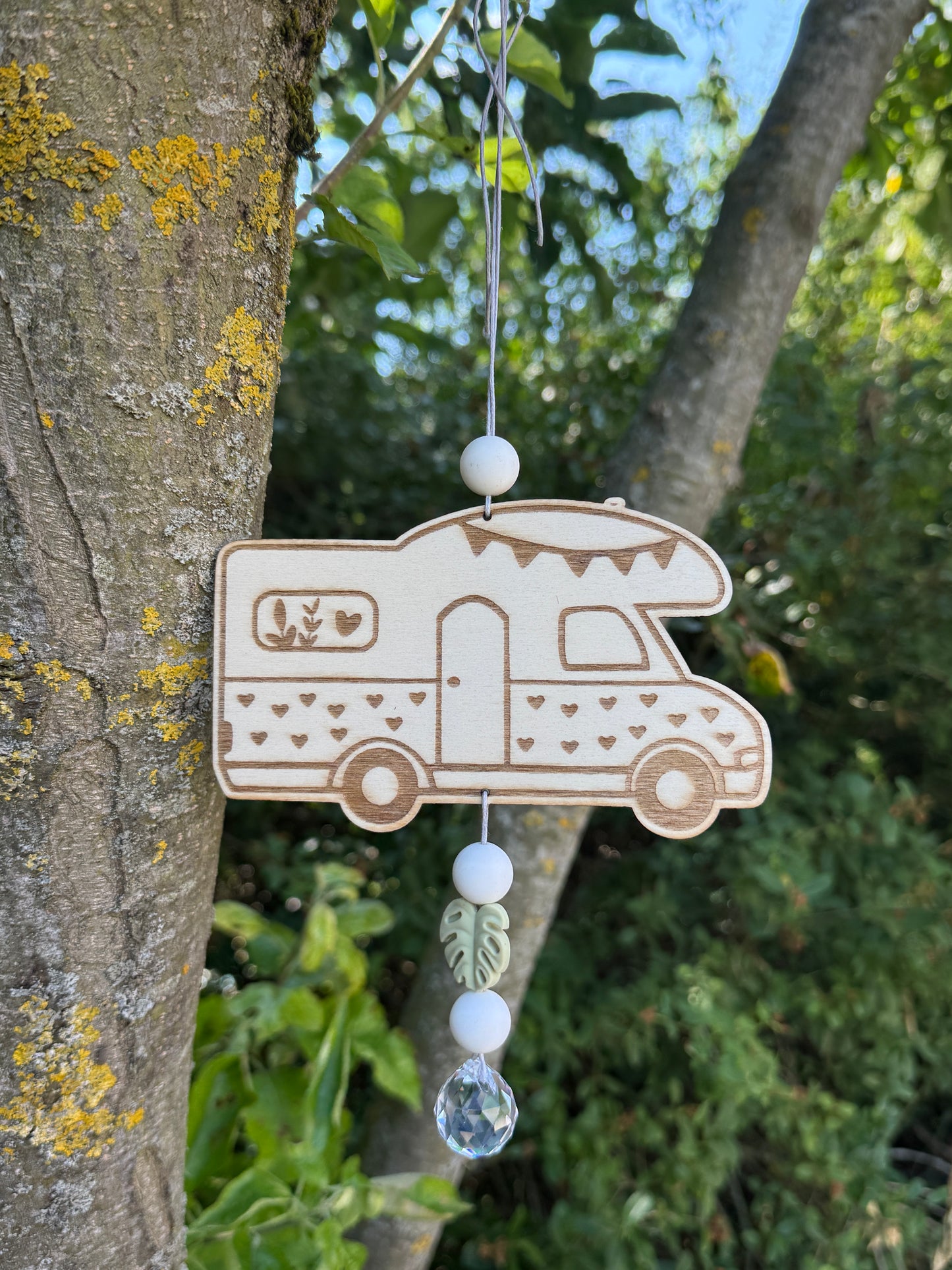 🚐✨ Holz-Wohnmobil Anhänger – „Urlaubszauber“