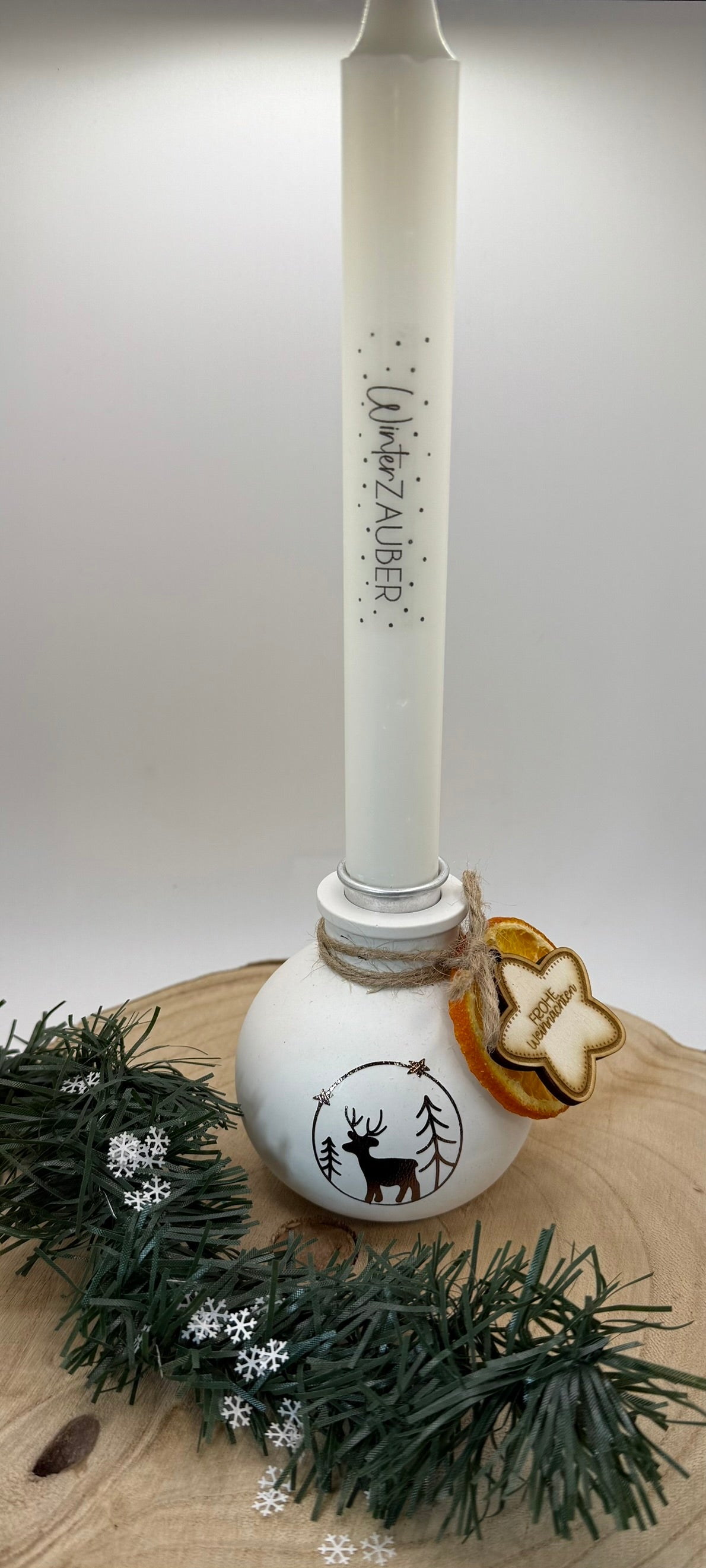 Winter-Kerzenset – Stabkerze mit Lieblingsschriftzug & dekoriertem Kerzenhalter 🕯️❄️